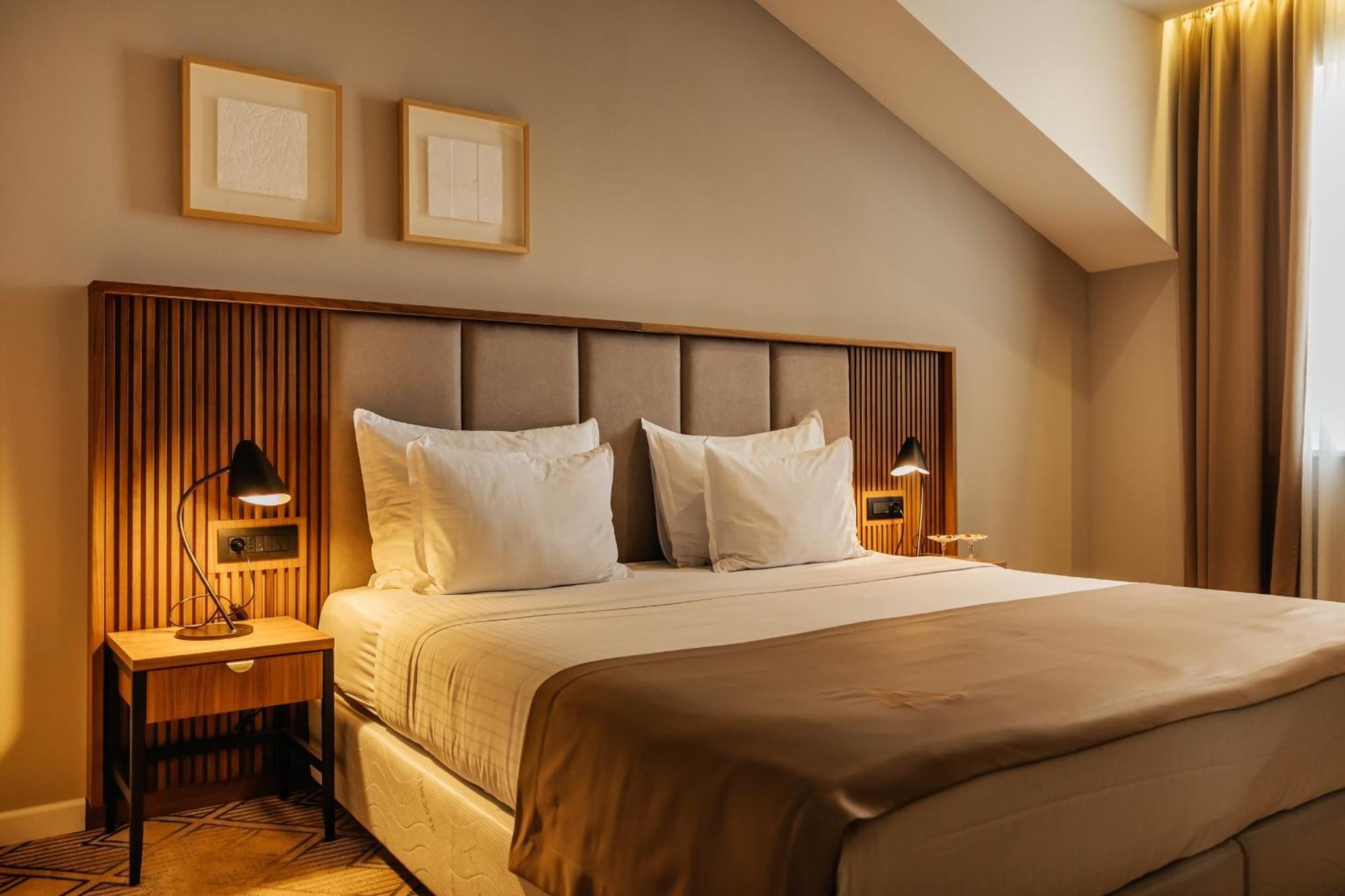 Armerun Heritage Hotel & Residences Šibenik Rum bild